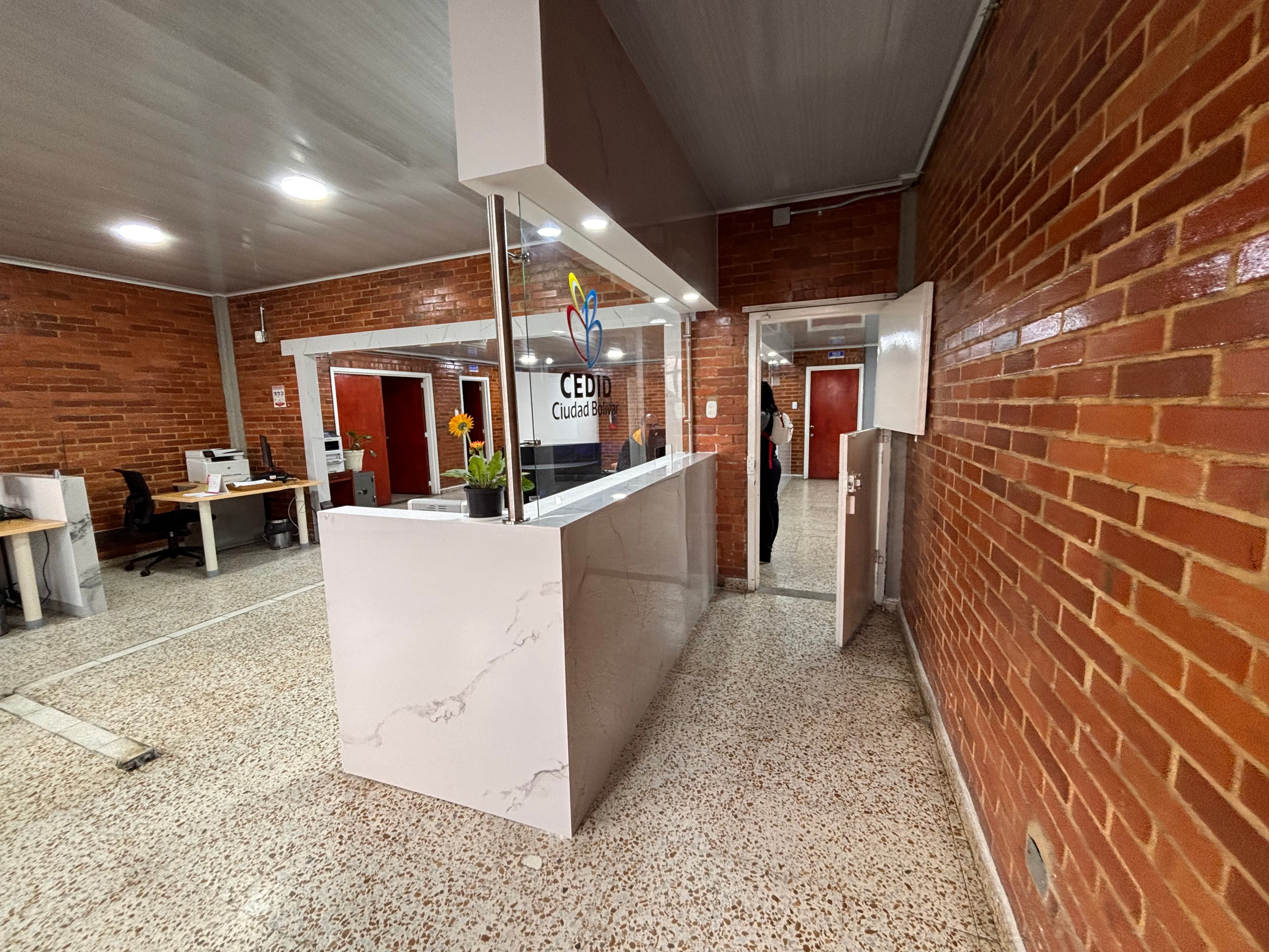 Remodelación y Adecuación de Áreas Administrativas y Atención al Usuario – CEDID Ciudad Bolívar — fotografía
