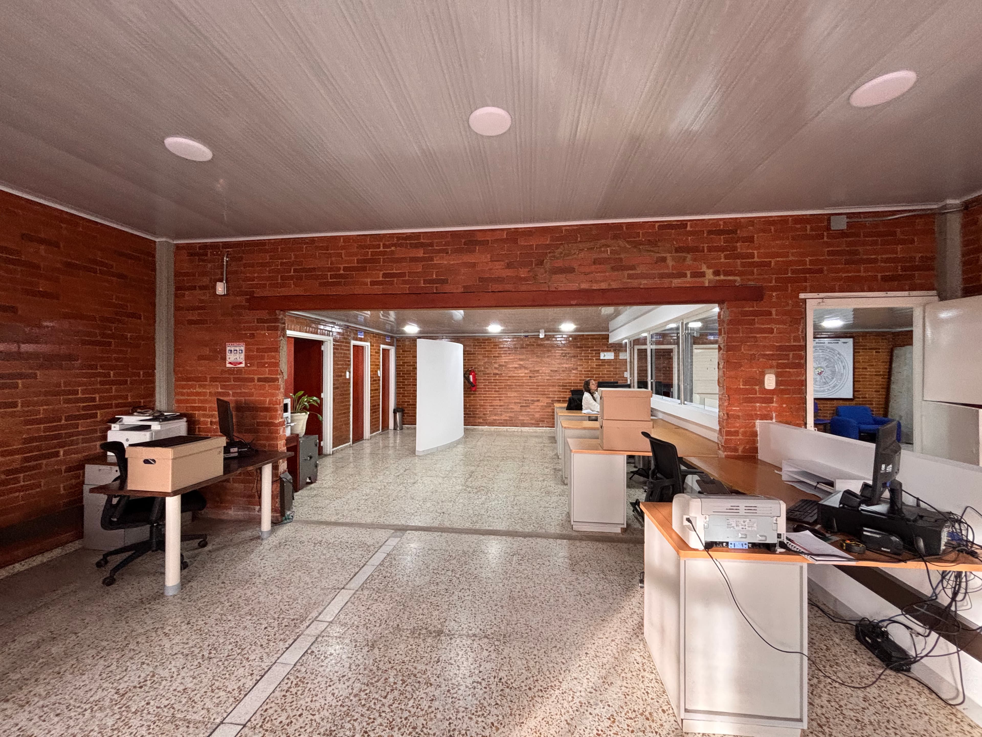 Remodelación y Adecuación de Áreas Administrativas y Atención al Usuario – CEDID Ciudad Bolívar — fotografía