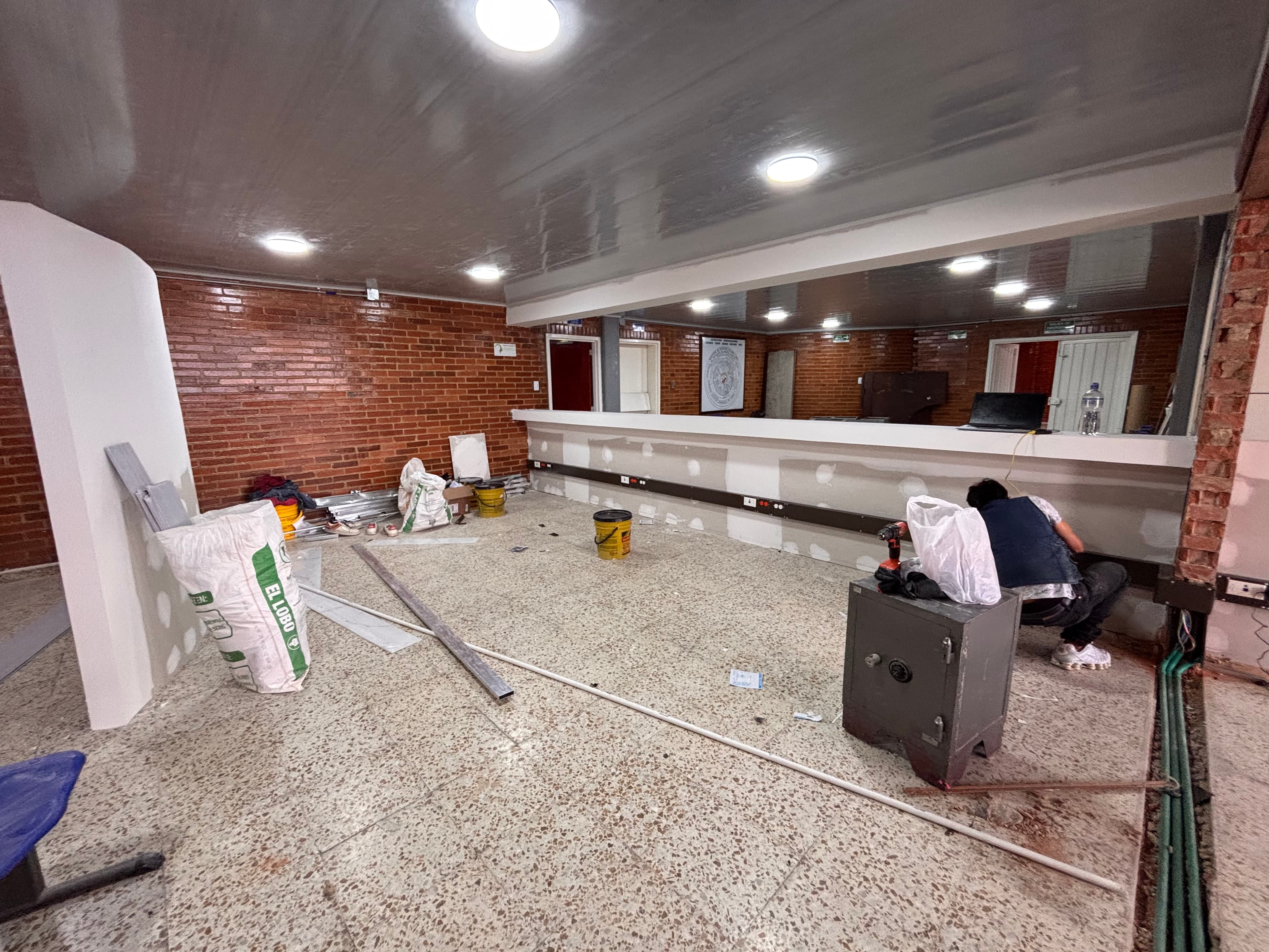 Remodelación y Adecuación de Áreas Administrativas y Atención al Usuario – CEDID Ciudad Bolívar — fotografía