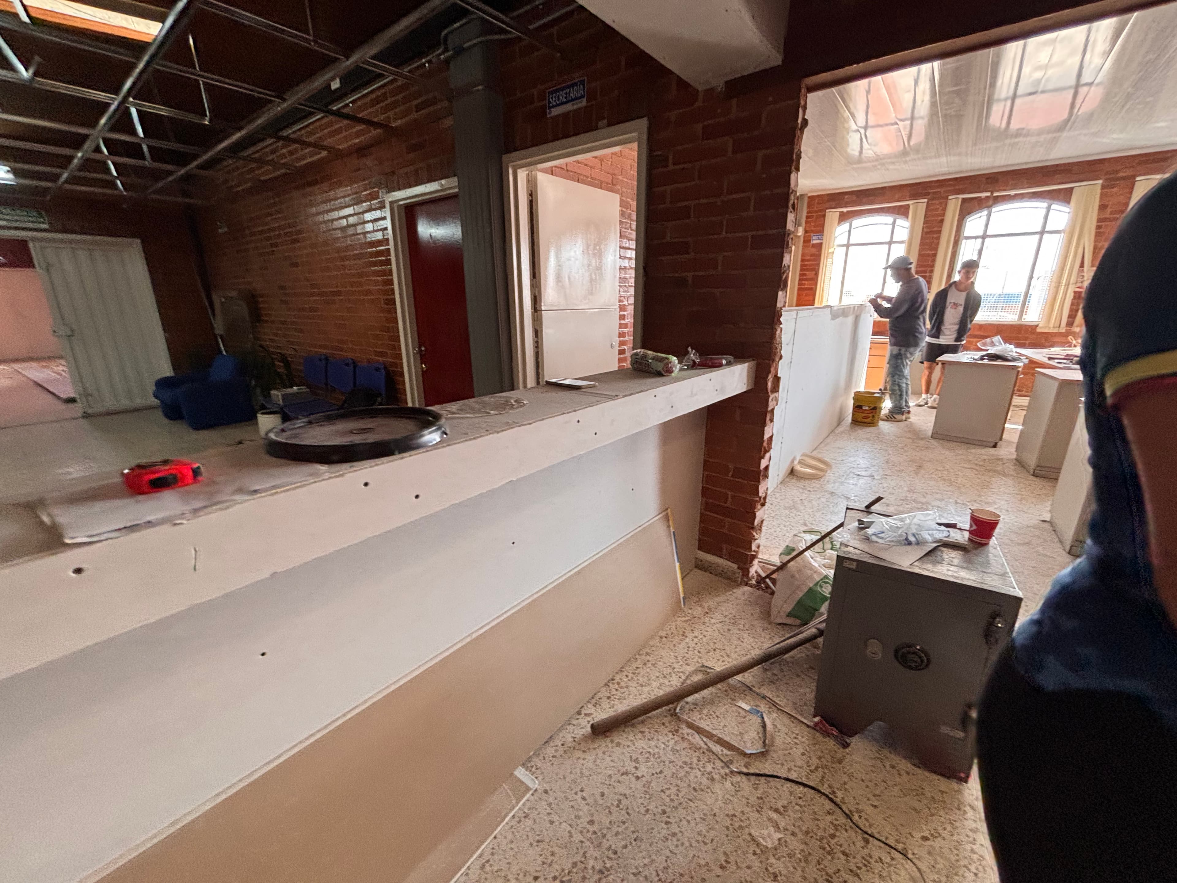 Remodelación y Adecuación de Áreas Administrativas y Atención al Usuario – CEDID Ciudad Bolívar — fotografía