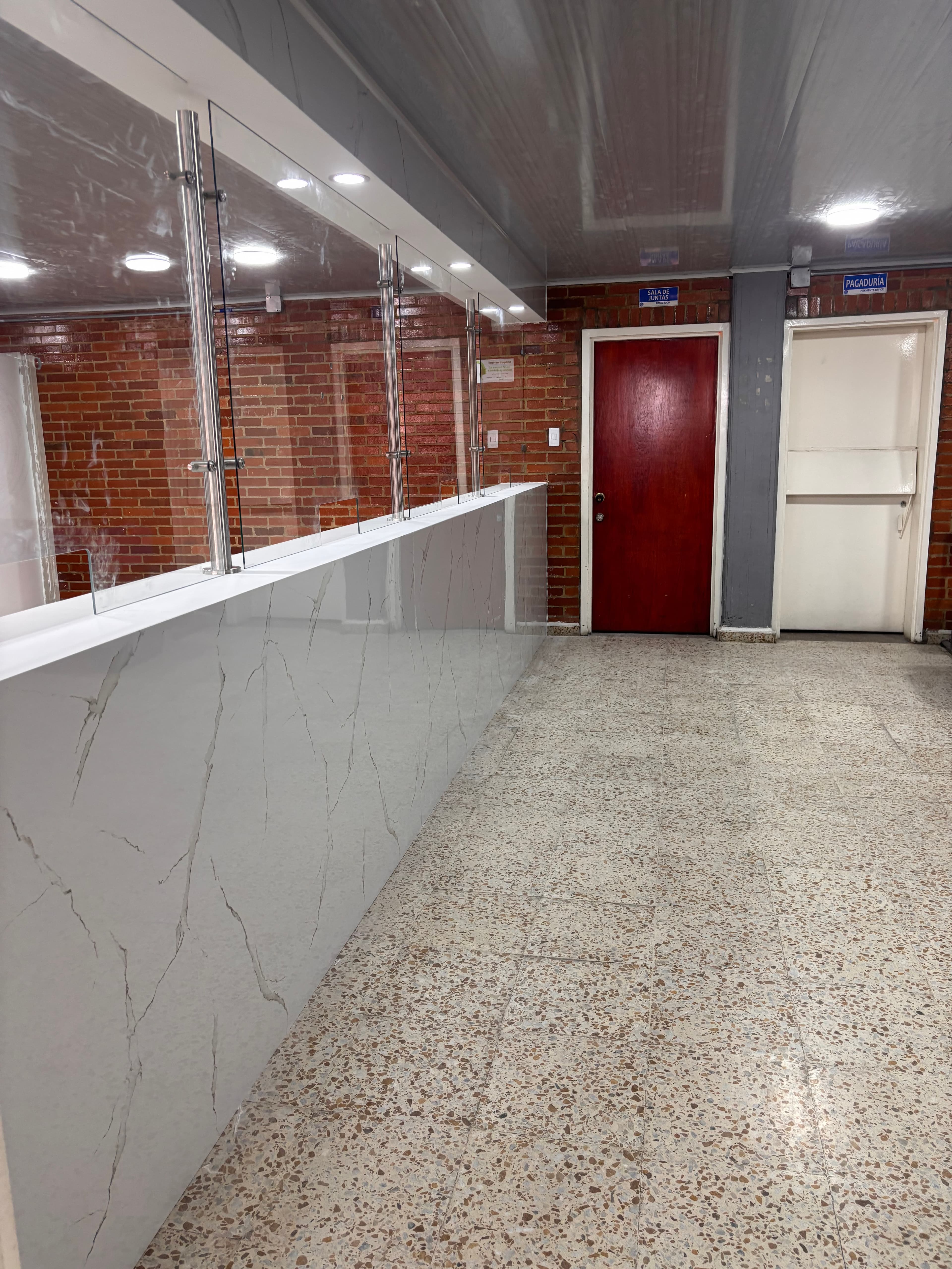 Remodelación y Adecuación de Áreas Administrativas y Atención al Usuario – CEDID Ciudad Bolívar — fotografía